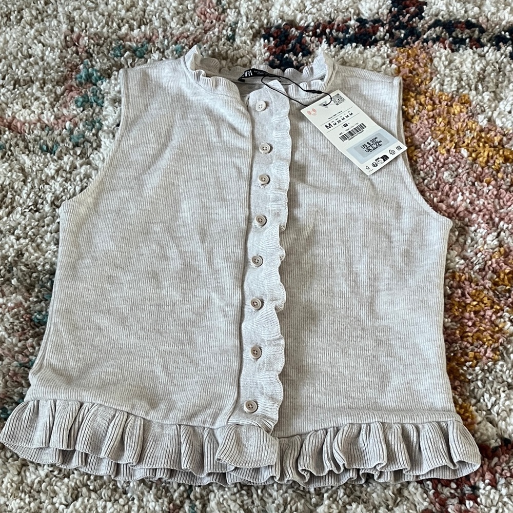 Zara Cream Sleeveless Cardigan